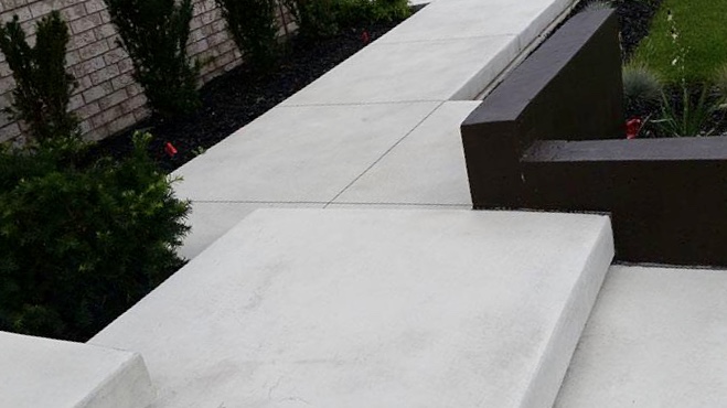 Completed concrete walkway and front entrance in Hamilton Ontario